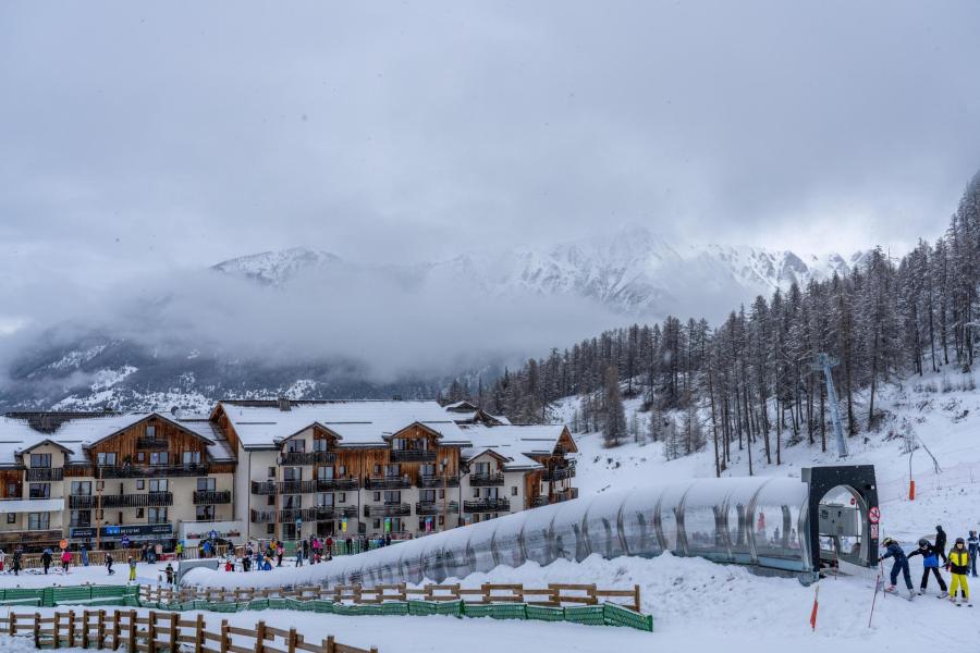 Rent in ski resort 2 room apartment 7 people (228) - Le Parc des Airelles - Les Orres - Winter outside