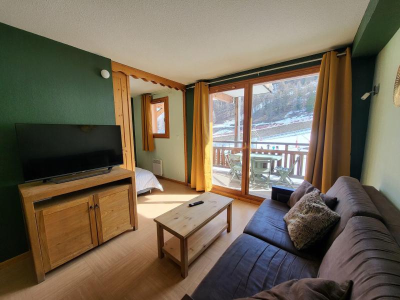 Alquiler al esquí Apartamento cabina 2 piezas para 6 personas (220) - Le Parc des Airelles - Les Orres - Estancia