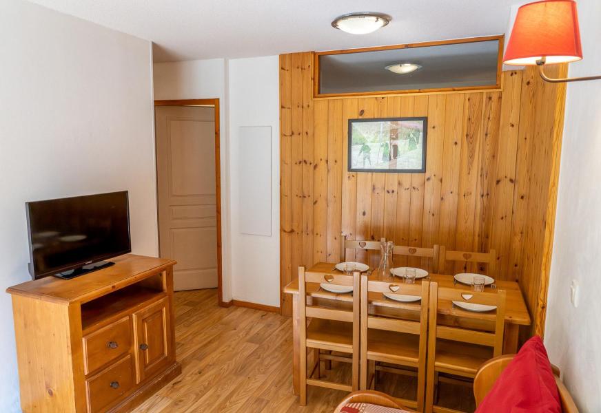 Rent in ski resort 2 room apartment 6 people (MBC206) - Les Hauts de Preclaux - Les Orres - Living room