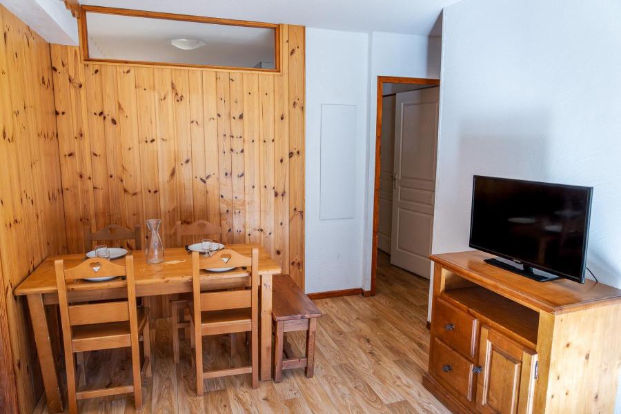 Rent in ski resort 2 room apartment 6 people (MBC610) - Les Hauts de Preclaux - Les Orres - Living room