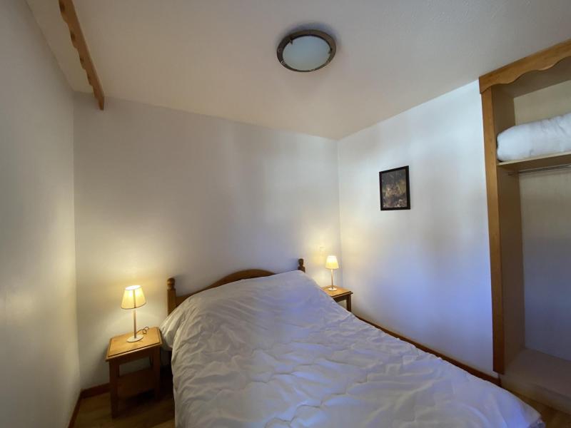 Rent in ski resort 2 room apartment cabin 6 people (MBB113) - Les Hauts de Preclaux - Les Orres - Bedroom