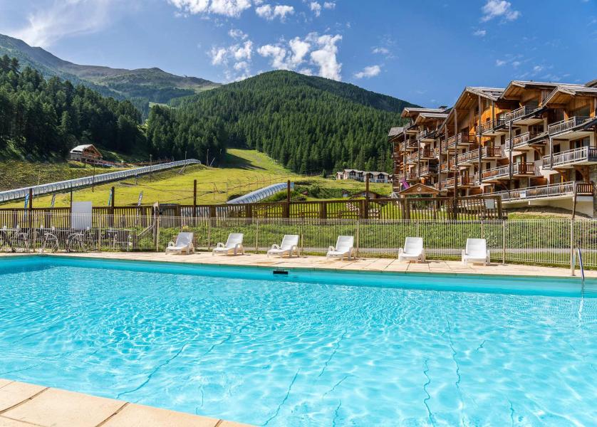 Rent in ski resort Les Hauts de Preclaux - Les Orres - Swimming pool