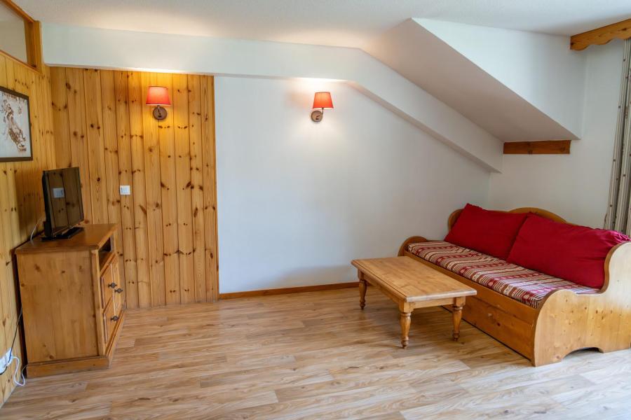 Rent in ski resort Studio 4 people (308) - Les Hauts de Preclaux - Les Orres - Living room