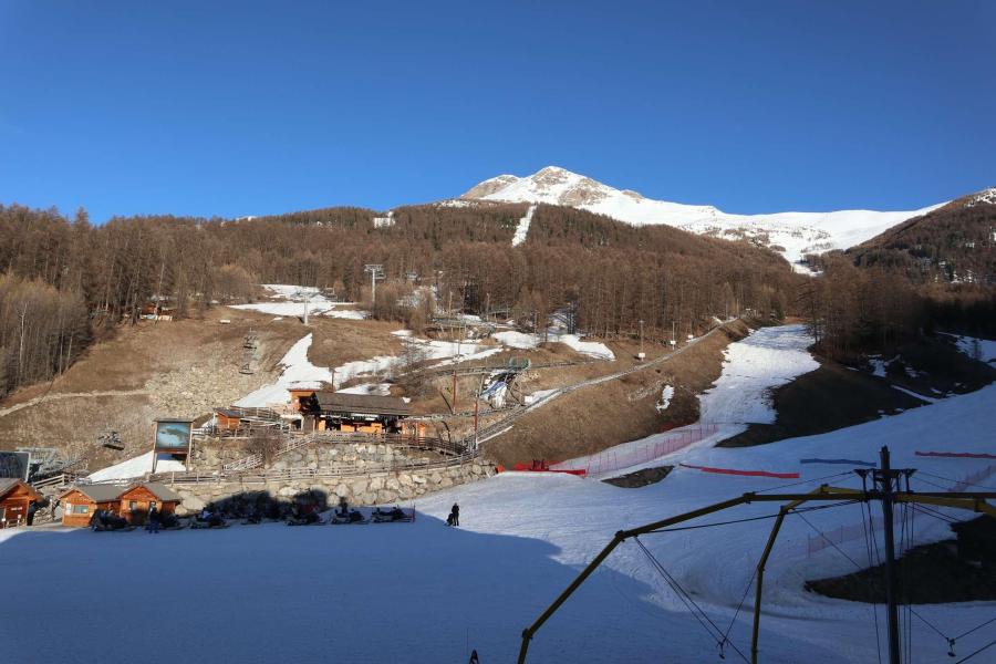 Rent in ski resort Studio 4 people (407) - Orrianes des Cimes - Les Orres - Balcony