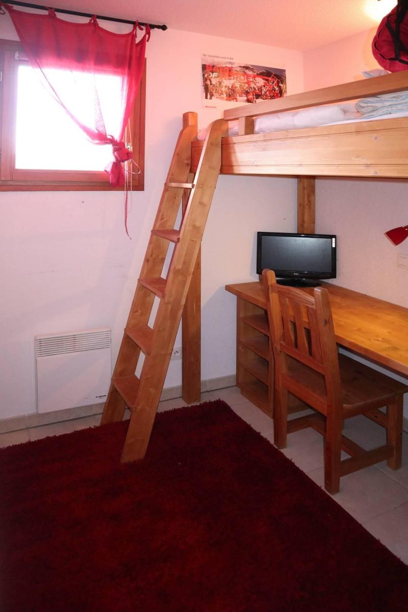 Rent in ski resort 4 room duplex apartment 7 people (506) - Résidence Balcon des Airelles - Les Orres - Mezzanine simple bed