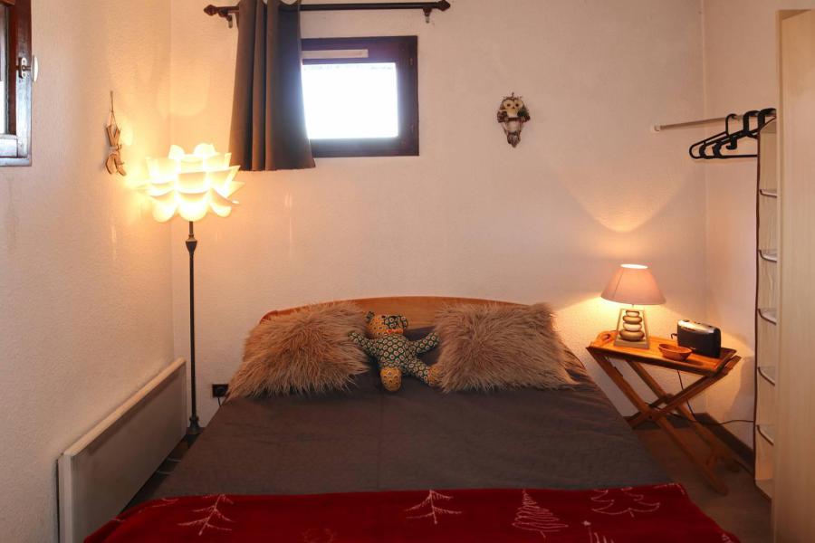 Rent in ski resort Studio sleeping corner 6 people (187) - Résidence l'Oustal - Les Orres - Sleeping area