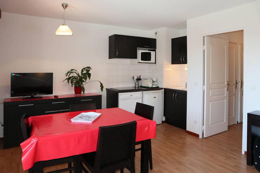 Rent in ski resort 2 room apartment 4 people (1022) - Résidence la Combe d'Or - Les Orres - Living room