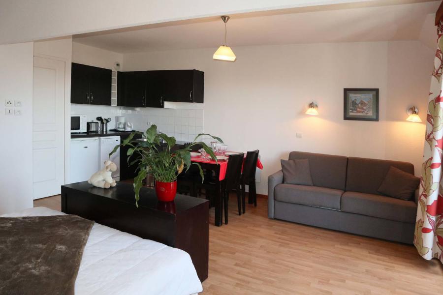 Rent in ski resort Studio 7 people (1026) - Résidence la Combe d'Or - Les Orres - Living room