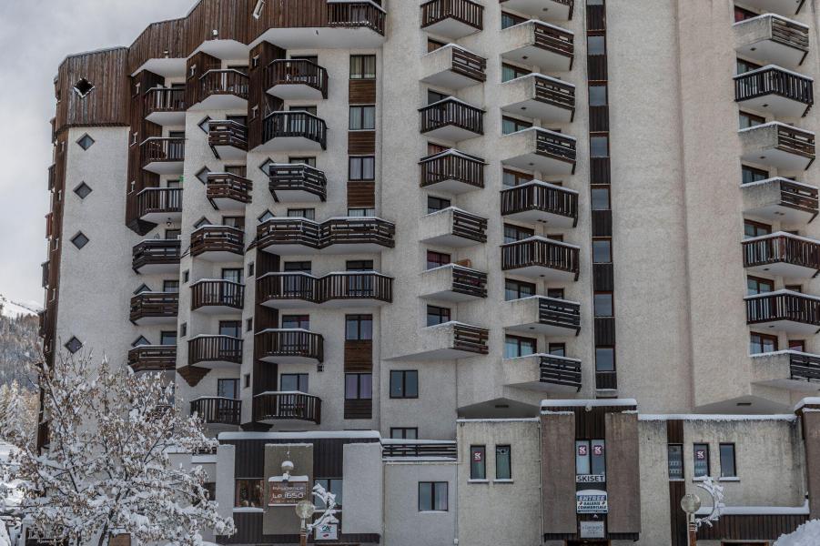 Location au ski Résidence le 1650 - Les Orres - Extérieur hiver