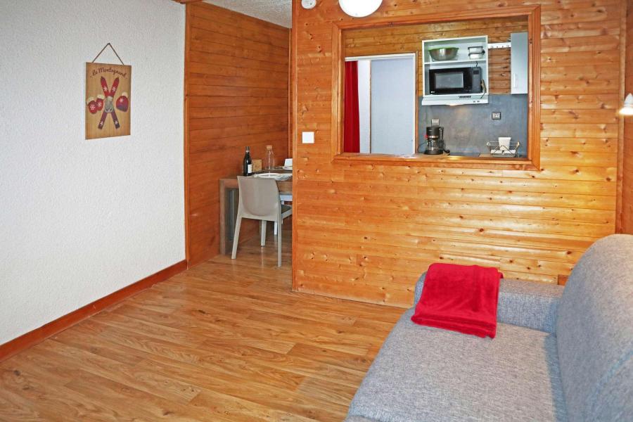 Rent in ski resort Studio 2 people (101) - RESIDENCE LE 1650 - Les Orres - Living room