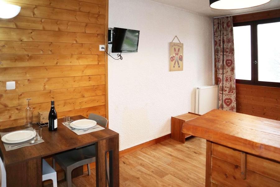 Ski verhuur Studio 2 personen (104) - RESIDENCE LE 1650 - Les Orres - Woonkamer