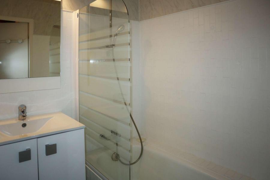 Location au ski Studio 2 personnes (104) - RESIDENCE LE 1650 - Les Orres - Salle de bain