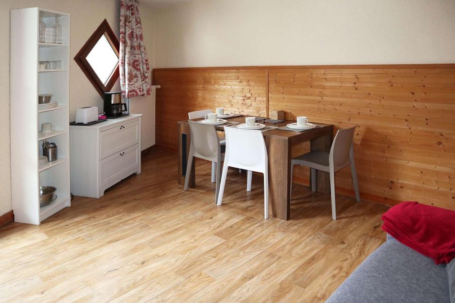 Skiverleih Studio Schlafnische 4 Personen (407) - RESIDENCE LE 1650 - Les Orres - Wohnzimmer