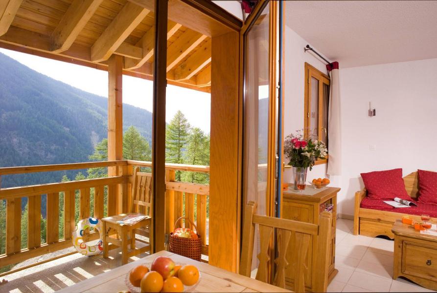 Rent in ski resort Résidence le Balcon des Airelles - Les Orres - Terrace