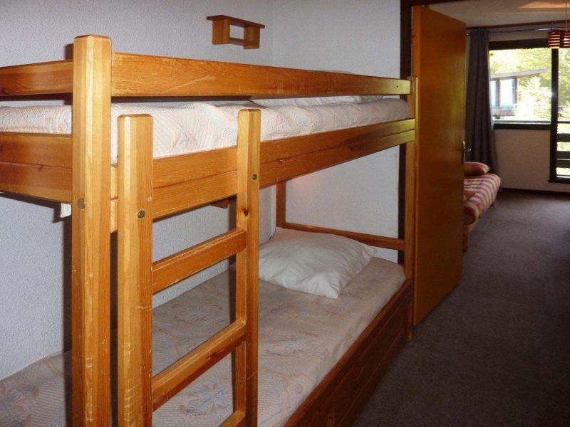 Rent in ski resort Studio sleeping corner 6 people (232) - Résidence le Balcon des Orres - Les Orres