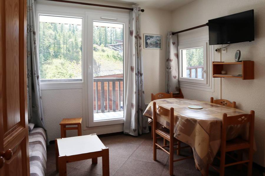 Ski verhuur Studio 4 personen (235) - Résidence le Balcon des Orres - Les Orres - Woonkamer