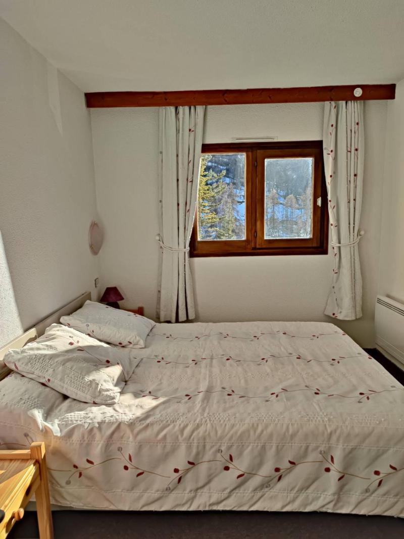 Rent in ski resort Studio cabin 6 people (288) - Résidence le Belvédère - Les Orres - Bedroom