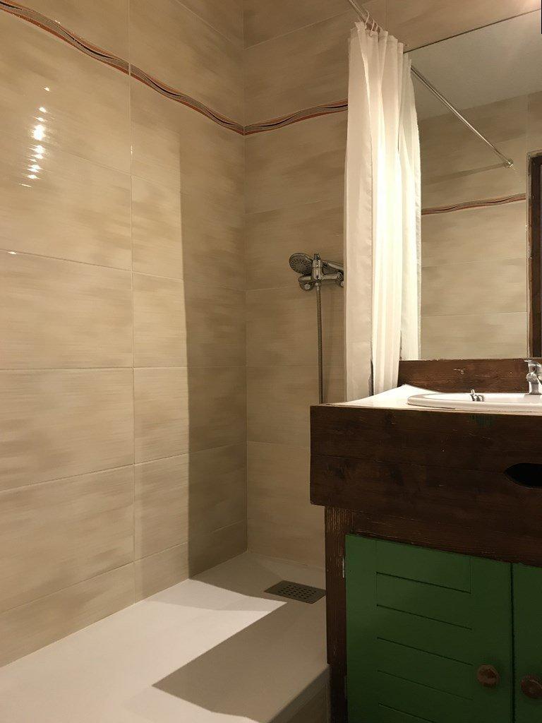 Alquiler al esquí Apartamento cabina 2 piezas para 6 personas (0511) - Résidence le Cairn - Les Orres - Ducha