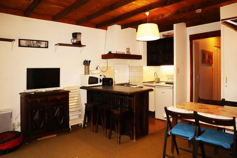 Rent in ski resort Studio 4 people (329) - Résidence le Silhourais - Les Orres - Living room