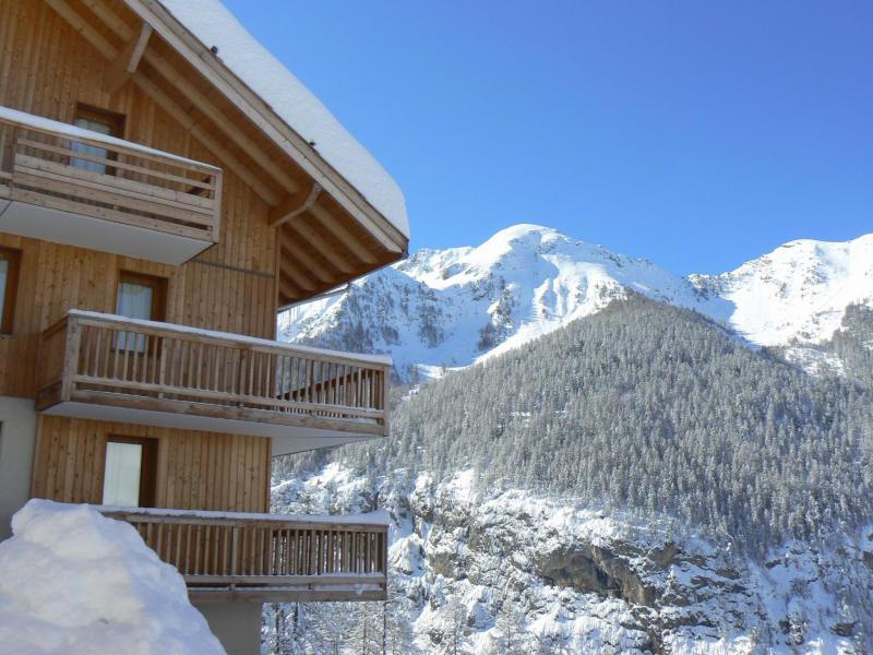 Location au ski Résidence les Balcons de Bois Méan - Les Orres - Extérieur hiver