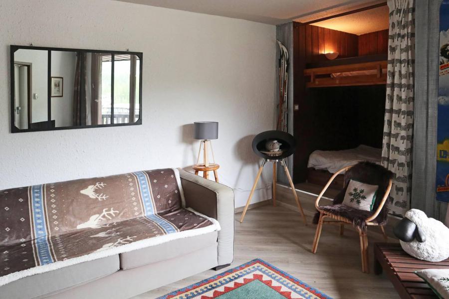 Rent in ski resort 2 room apartment 6 people (037) - Résidence les Carlines - Les Orres - Living room