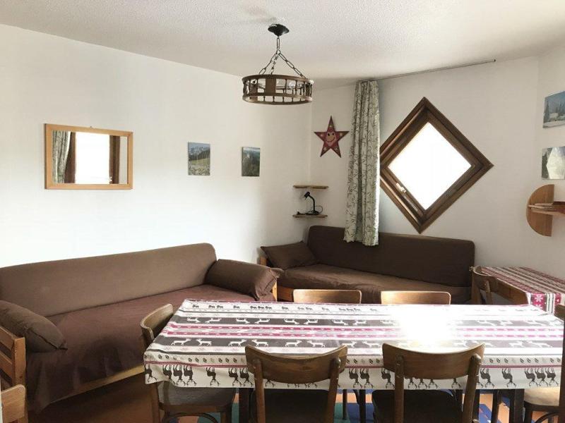 Rent in ski resort 2 room apartment sleeping corner 6 people (407) - Résidence les Carlines - Les Orres - Apartment