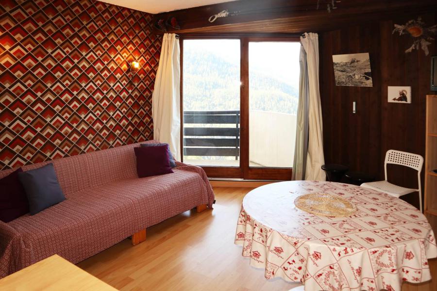 Rent in ski resort Studio sleeping corner 4 people (031) - Résidence les Carlines - Les Orres - Apartment