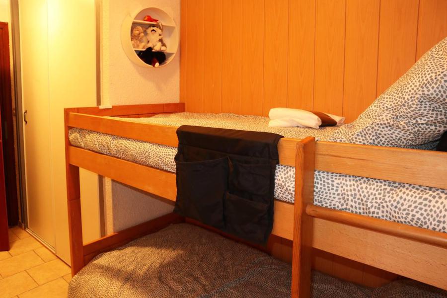 Rent in ski resort Studio sleeping corner 4 people (043) - Résidence les Cembros - Les Orres - Sleeping area