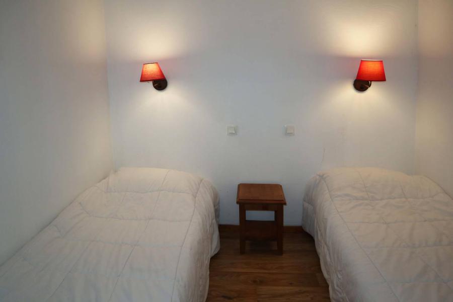Rent in ski resort 2 room apartment sleeping corner 6 people (816) - Résidence les Colchiques - Monts du Bois d'Or - Les Orres - Apartment
