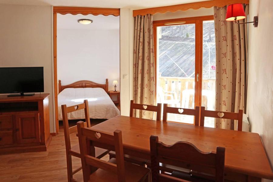 Location au ski Appartement 2 pièces cabine 6 personnes (818) - Résidence les Colchiques - Monts du Bois d'Or - Les Orres - Appartement