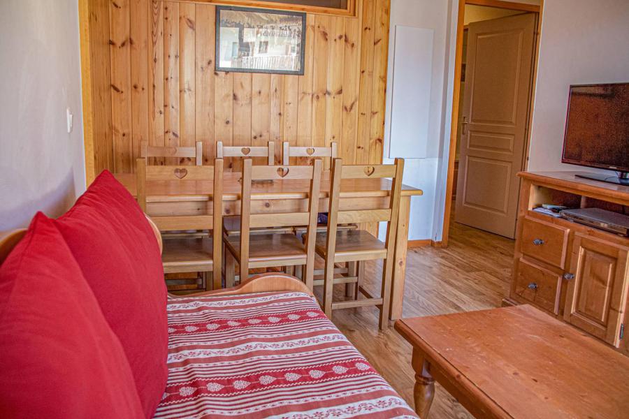 Rent in ski resort 2 room apartment 6 people (812) - Résidence les Eglantines - Les Orres - Living room