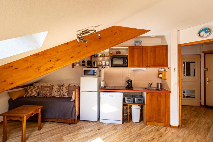 Rent in ski resort 2 room apartment sleeping corner 6 people (1304) - Résidence les Erines - Les Orres - Kitchen