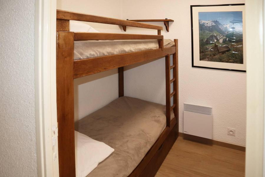 Rent in ski resort 2 room apartment sleeping corner 6 people (472) - Résidence les Flocons - Les Orres - Bunk beds