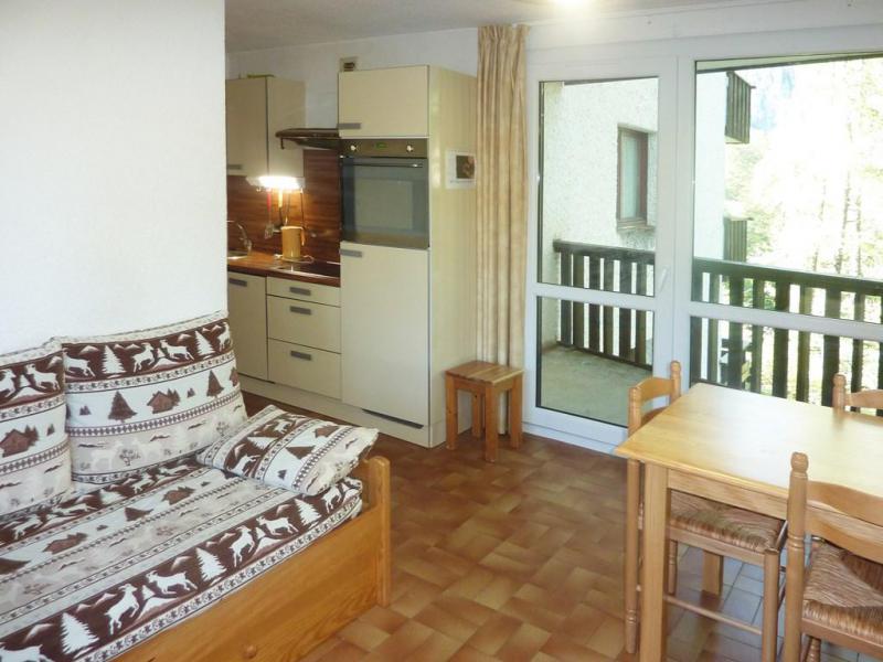 Rent in ski resort 2 room apartment sleeping corner 6 people (473) - Résidence les Flocons - Les Orres - Living room