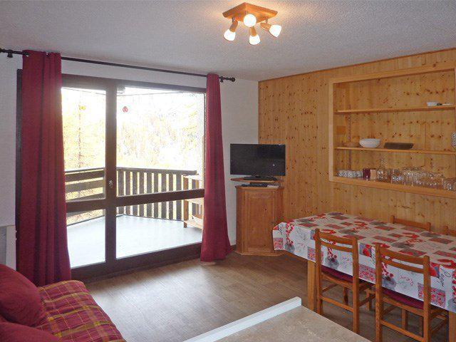 Rent in ski resort Studio sleeping corner 4 people (467) - Résidence les Flocons - Les Orres - Living room