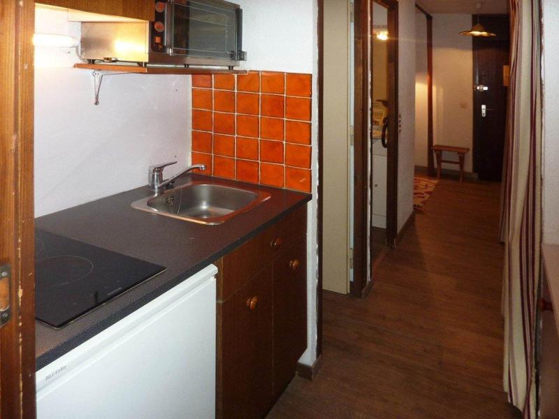 Rent in ski resort Studio sleeping corner 4 people (101) - Résidence les Gradins - Les Orres - Kitchenette