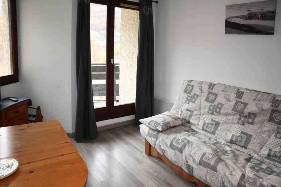 Rent in ski resort Studio sleeping corner 4 people (112) - Résidence les Gradins - Les Orres - Apartment