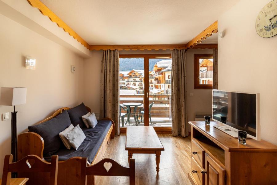 Rent in ski resort 2 room apartment sleeping corner 6 people (MBC709) - Résidence les Hauts de Préclaux - Les Orres - Living room