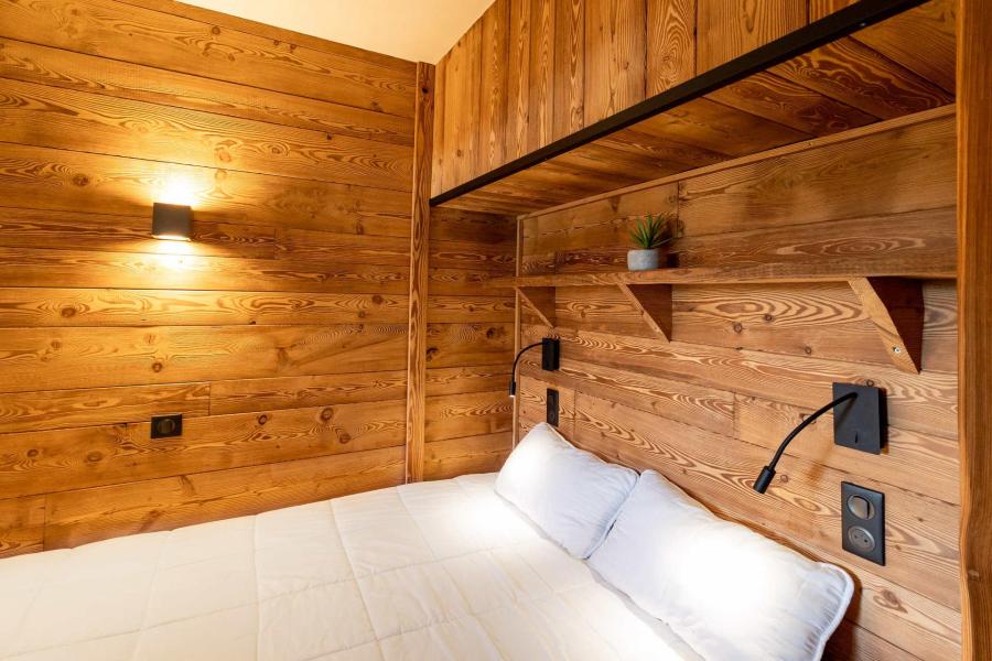 Rent in ski resort 3 room apartment sleeping corner 6 people (MBC602) - Résidence les Hauts de Préclaux - Les Orres - Bedroom