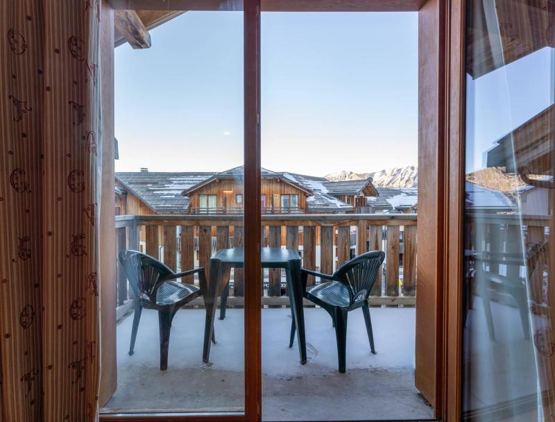 Rent in ski resort 2 room apartment sleeping corner 6 people (MBA301) - Résidence les Hauts de Préclaux I - Les Orres - Winter outside