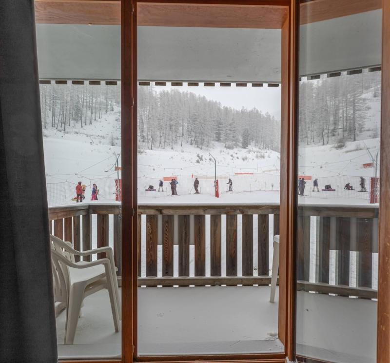 Rent in ski resort 2 room apartment sleeping corner 6 people (MBC511) - Résidence les Hauts de Préclaux I - Les Orres - Winter outside