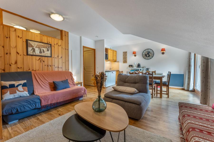 Rent in ski resort 2 room apartment sleeping corner 6 people (MBC606) - Résidence les Hauts de Préclaux II - Les Orres - Living room