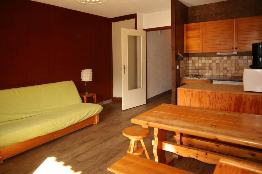 Rent in ski resort Studio sleeping corner 6 people (225) - Résidence les Orrianes des Forêts - Les Orres