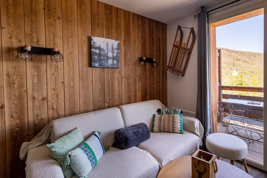 Rent in ski resort 3 room duplex apartment 8 people (2303) - Résidence les Silènes - Les Orres - Living room