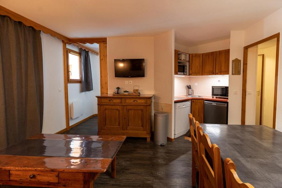 Ski verhuur Appartement 2 kamers 8 personen (2008) - Résidence les Silènes - Les Orres - Woonkamer