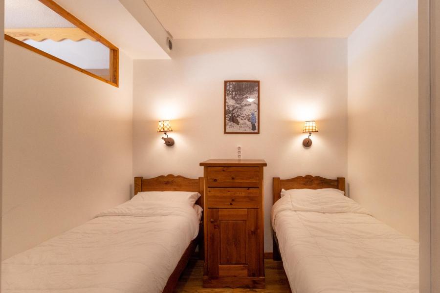 Ski verhuur Appartement 2 kamers bergnis 6 personen (2007) - Résidence les Silènes - Les Orres - Kamer