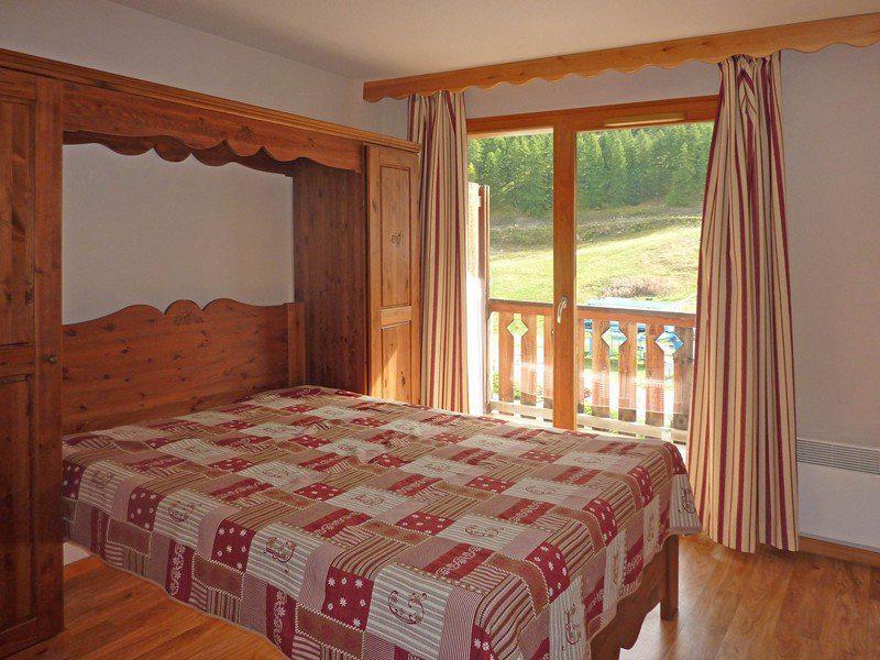 Rent in ski resort 3 room duplex apartment 9 people (496) - Résidence les Silènes - Mélèzes d'Or - Les Orres - Double bed