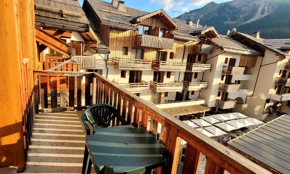 Rent in ski resort 2 room apartment sleeping corner 6 people (485) - Résidence les Valérianes - Monts du Bois d'Or - Les Orres - Balcony