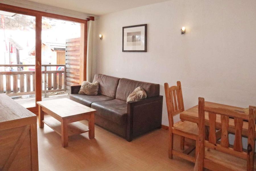 Ski verhuur Appartement 2 kamers bergnis 6 personen (906) - Résidence Parc des Airelles - Les Orres - Woonkamer