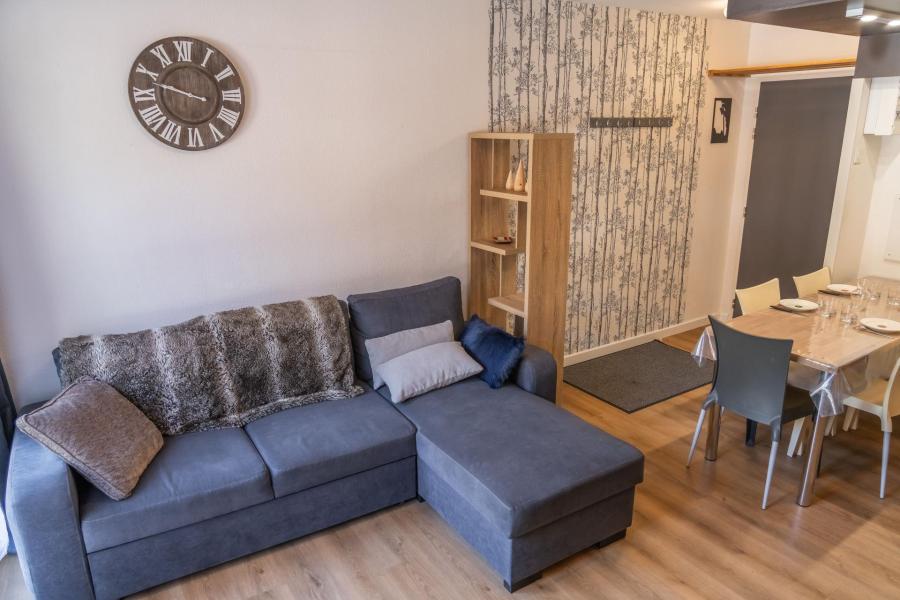 Rent in ski resort 3 room apartment 6 people (3202) - Résidence Terrasses du Soleil d'Or - Les Orres - Living room